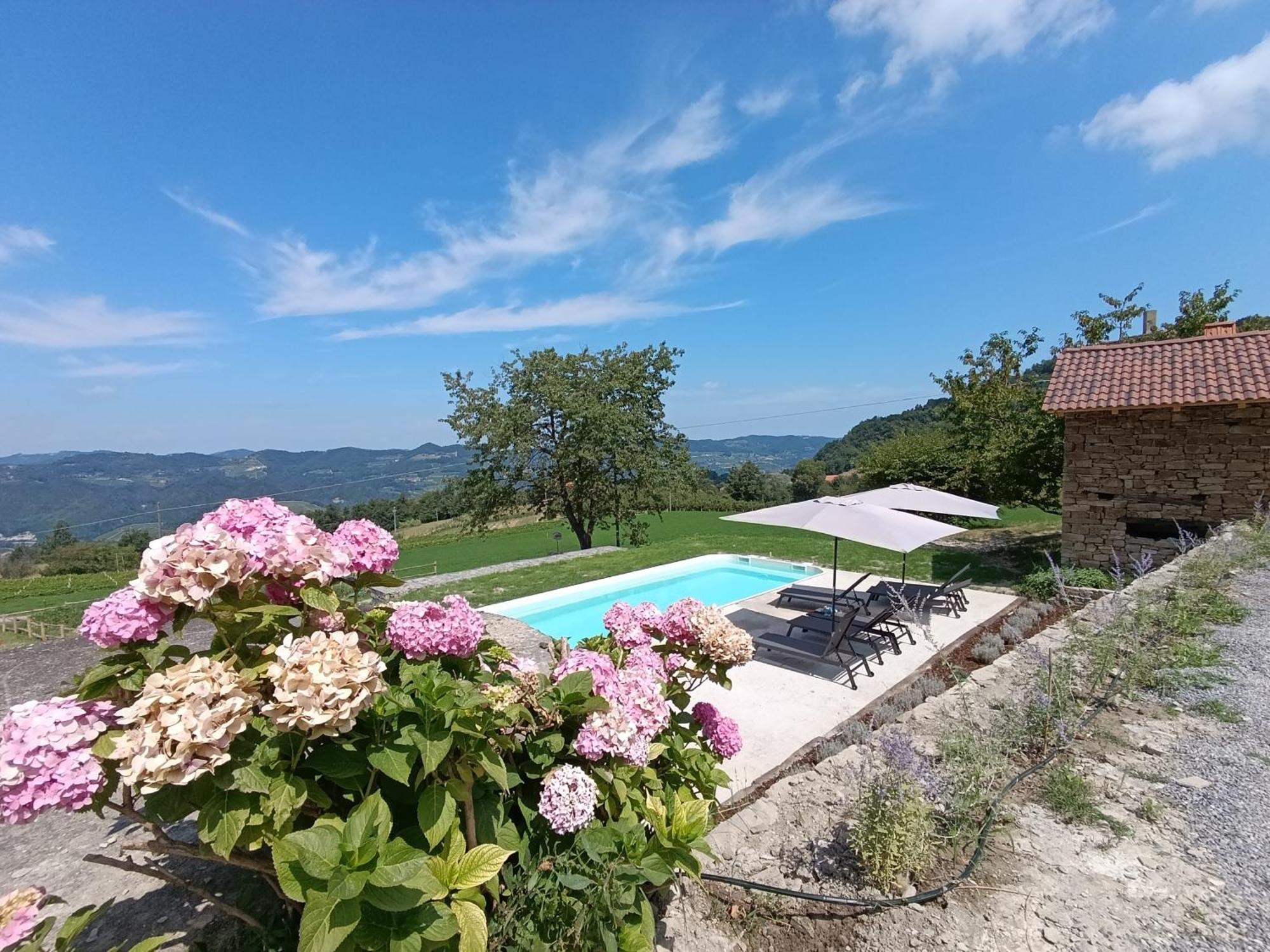 Agriturismo La Margherita San Giorgio Scarampi エクステリア 写真